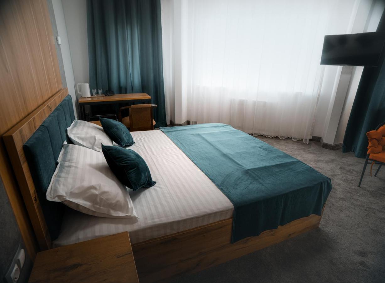 Demure Hotel Ташкент Екстер'єр фото