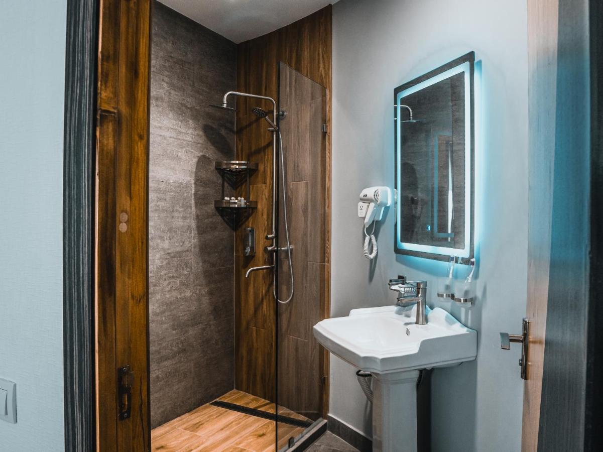 Demure Hotel Ташкент Екстер'єр фото
