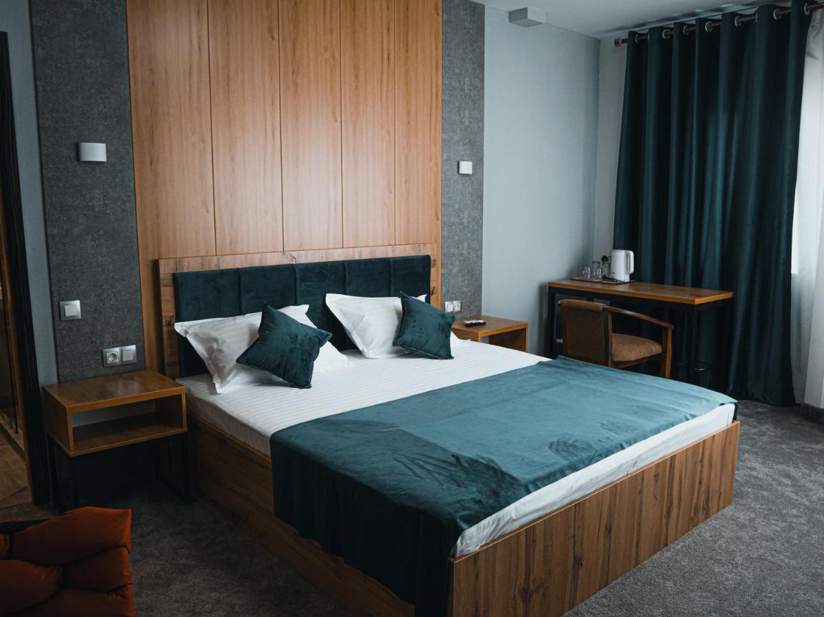 Demure Hotel Ташкент Екстер'єр фото