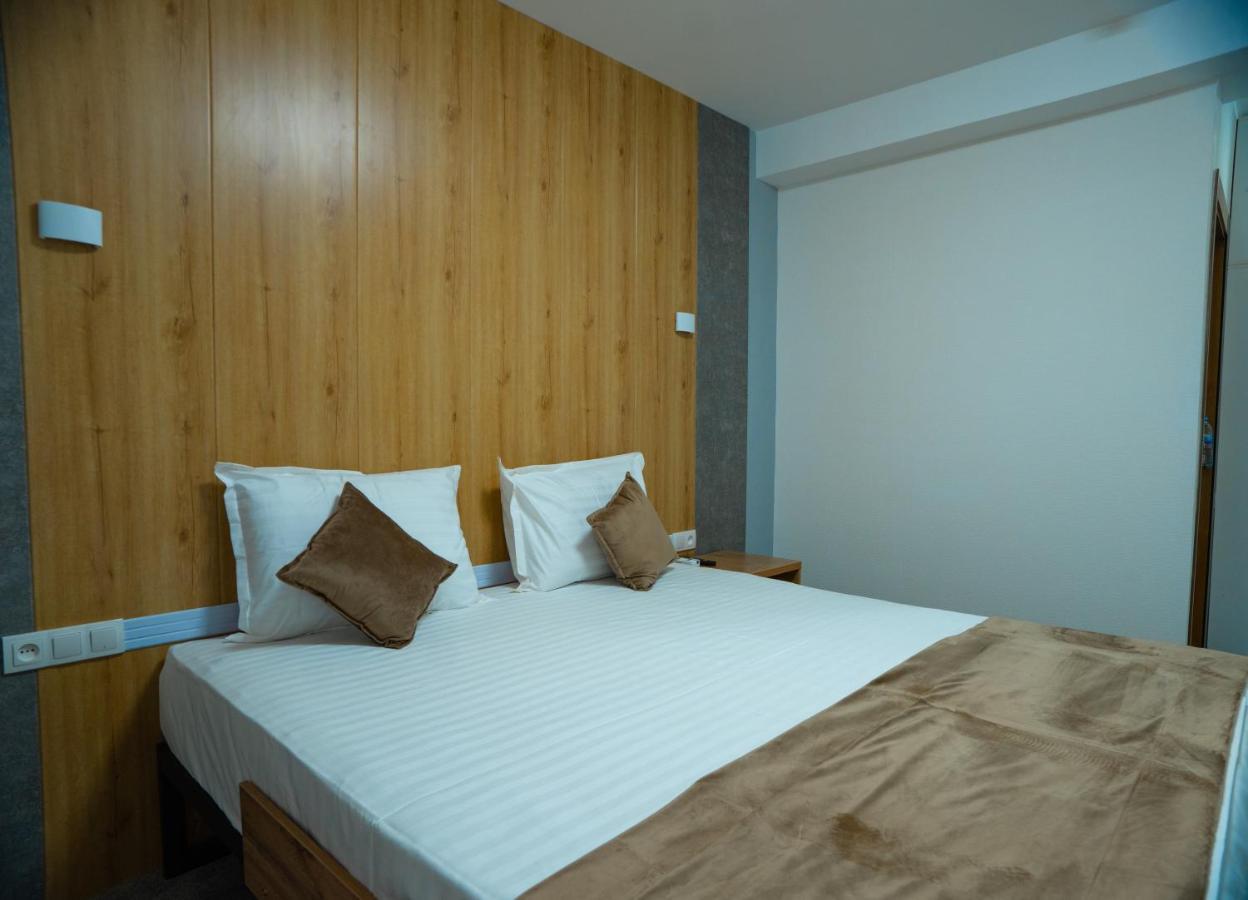 Demure Hotel Ташкент Екстер'єр фото